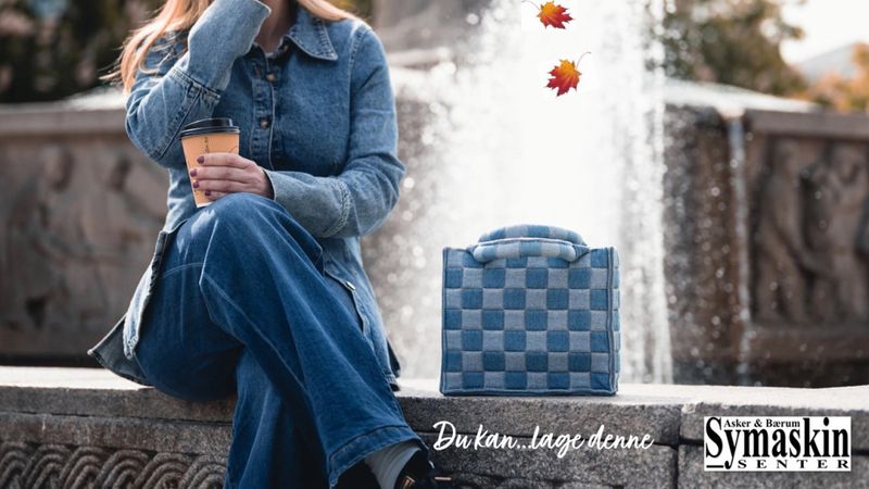 Janome 1522 Midnighte Blue